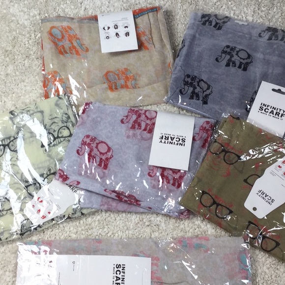 Gauze Infinity Scarves NWT 3 for 15 add to bundle! - Picture 5 of 5